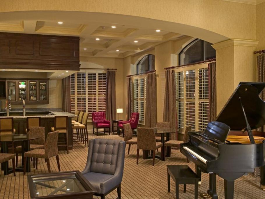 Holiday Inn Savannah Historic District By Ihg Экстерьер фото